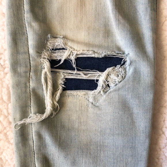 American Eagle LightWash Denim HiRise Jegging Jean - Picture 4 of 8